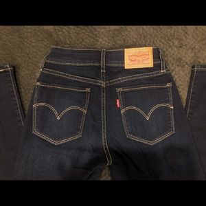 BRAND NEW Levi’s Jeans